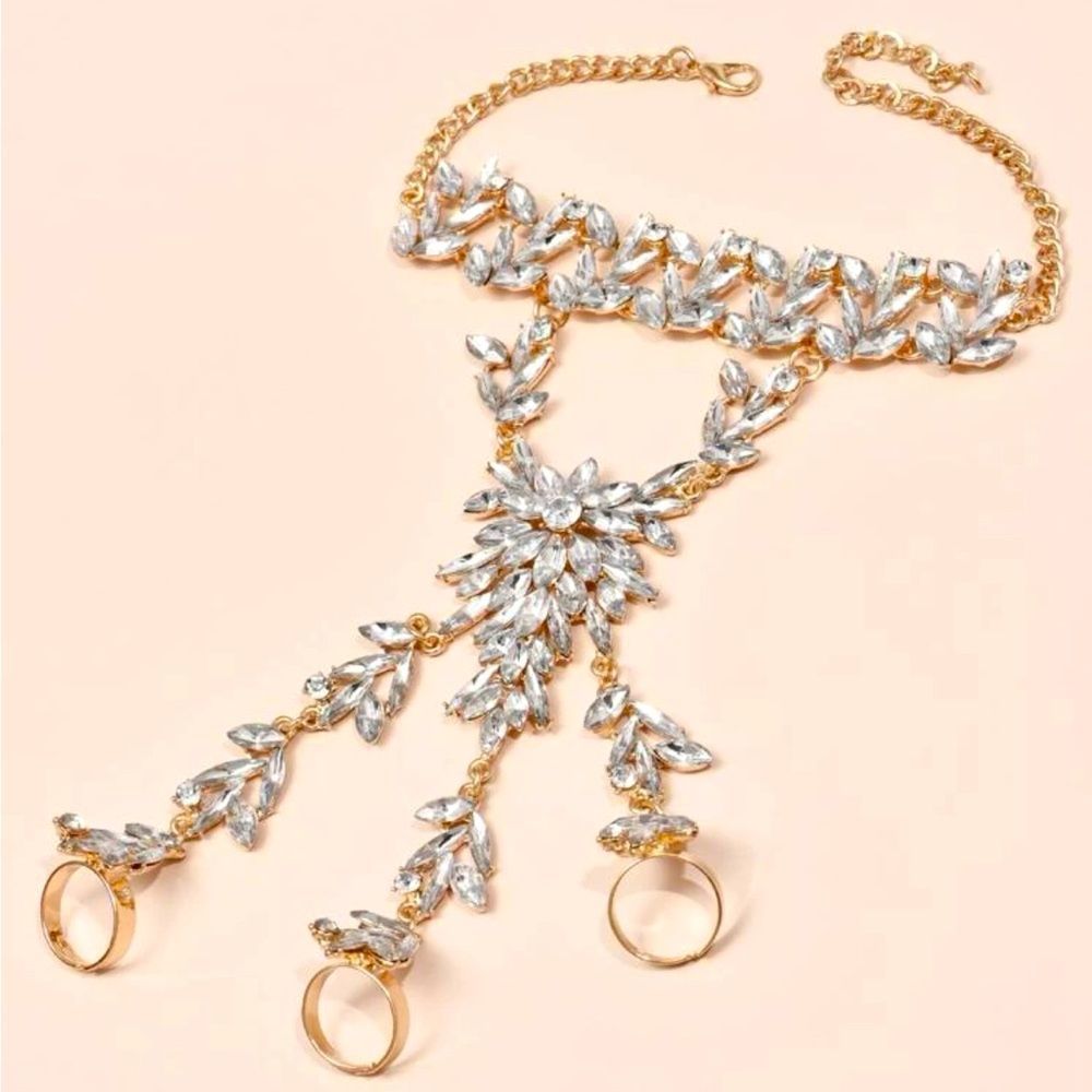 😊 5 FOR 15 😊 Rhinestone Gypsy Mitten - Picture 2 of 3